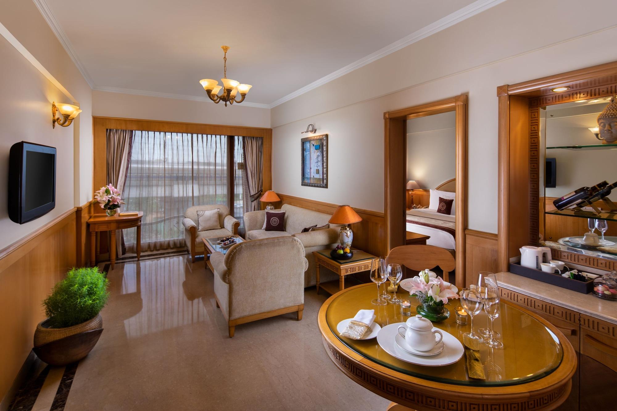 Jaypee Siddharth Hotel New Delhi Exterior photo